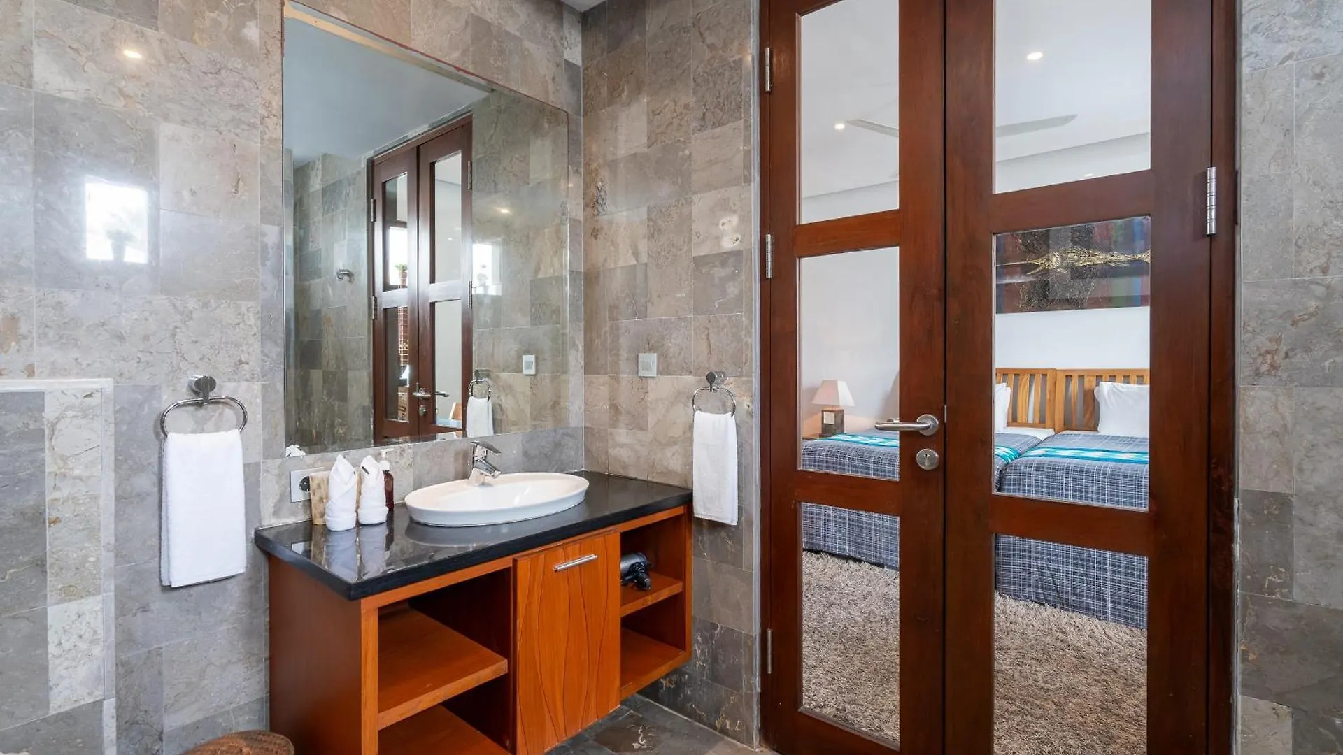 Mary'S Beach Villa Canggu  Indonesia